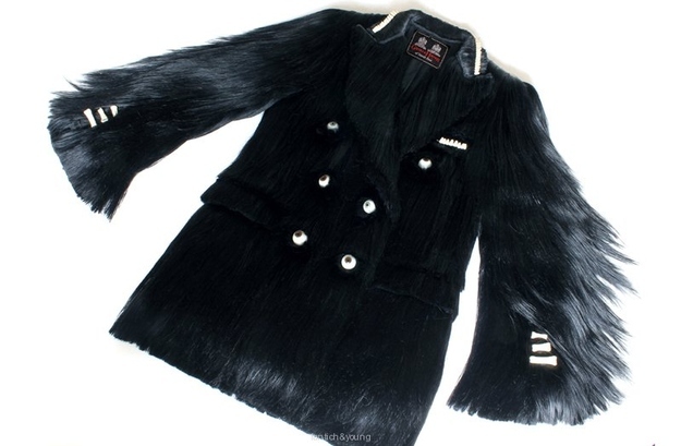 Des vêtements en dents et en cheveux vetements en dents et en cheveux costume cheveux oeil dent 1 vetements-en-dents-et-en-cheveux-costume-cheveux-oeil-dent-1