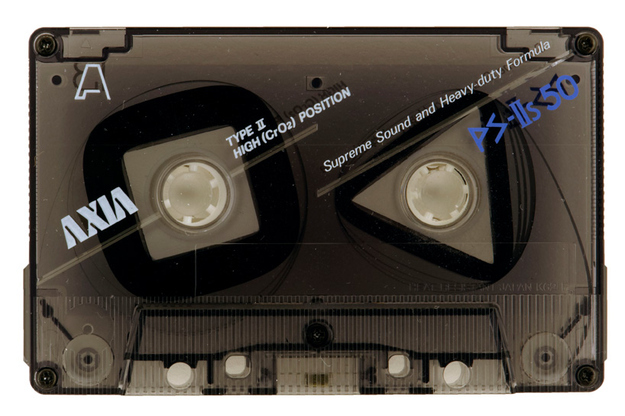 sculpture-cassette-2 sculpture cassette audio par Lyota Yagi