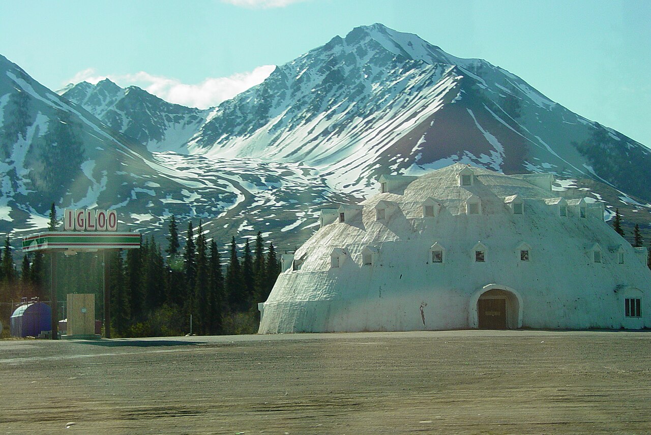 Igloo City Hotel photographié en Alaska en 2006 Igloo City Hotel photographié en Alaska en 2006