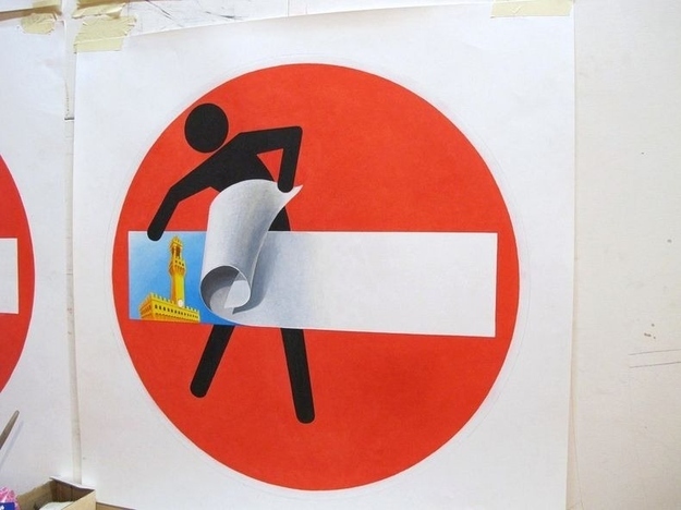 des panneaux de signalisation détournés par Clet Abraham panneau signalisation detourne 6 panneau-signalisation-detourne-6