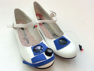 Talons de chaussures R2D2 - Tutoriel talons chaussures r2d2 10 talons-chaussures-r2d2-10
