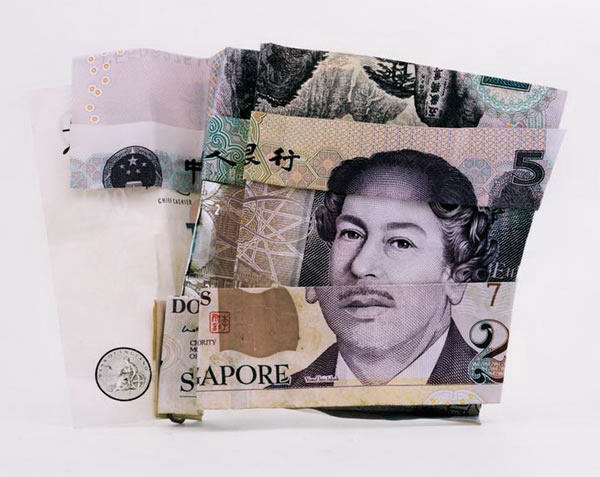 Portraits en billets de banque par Philippe Pétremant atchoum portraits en billets philippe petremant atchoum-portraits-en-billets-philippe-petremant