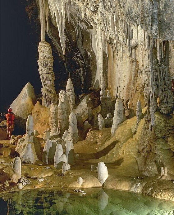 Les 12 plus grandes grottes du monde plus grandes grottes du monde Lechuguilla plus-grandes-grottes-du-monde-Lechuguilla