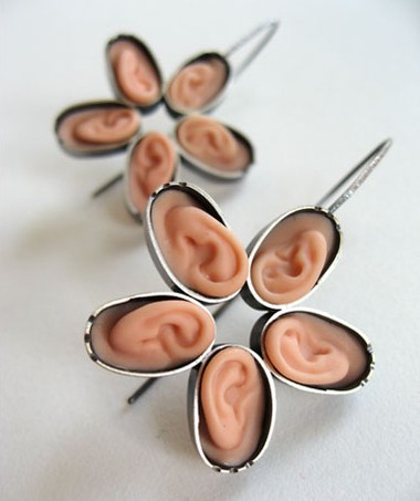 Des bijoux en morceaux de Barbie bijoux en morceaux de barbie 11 bijoux-en-morceaux-de-barbie-11