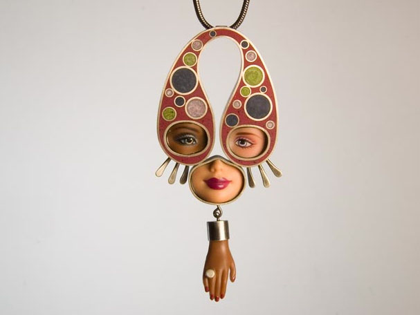 Des bijoux en morceaux de Barbie bijoux en morceaux de barbie 13 bijoux-en-morceaux-de-barbie-13