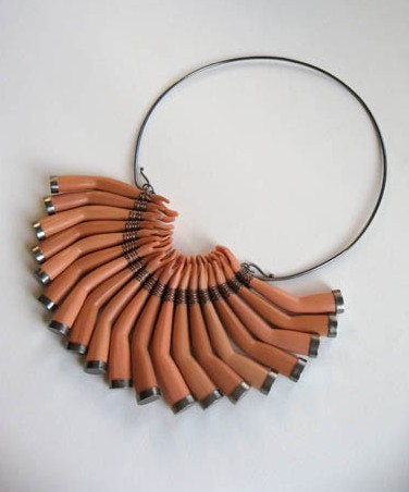 Des bijoux en morceaux de Barbie bijoux en morceaux de barbie 18 bijoux-en-morceaux-de-barbie-18