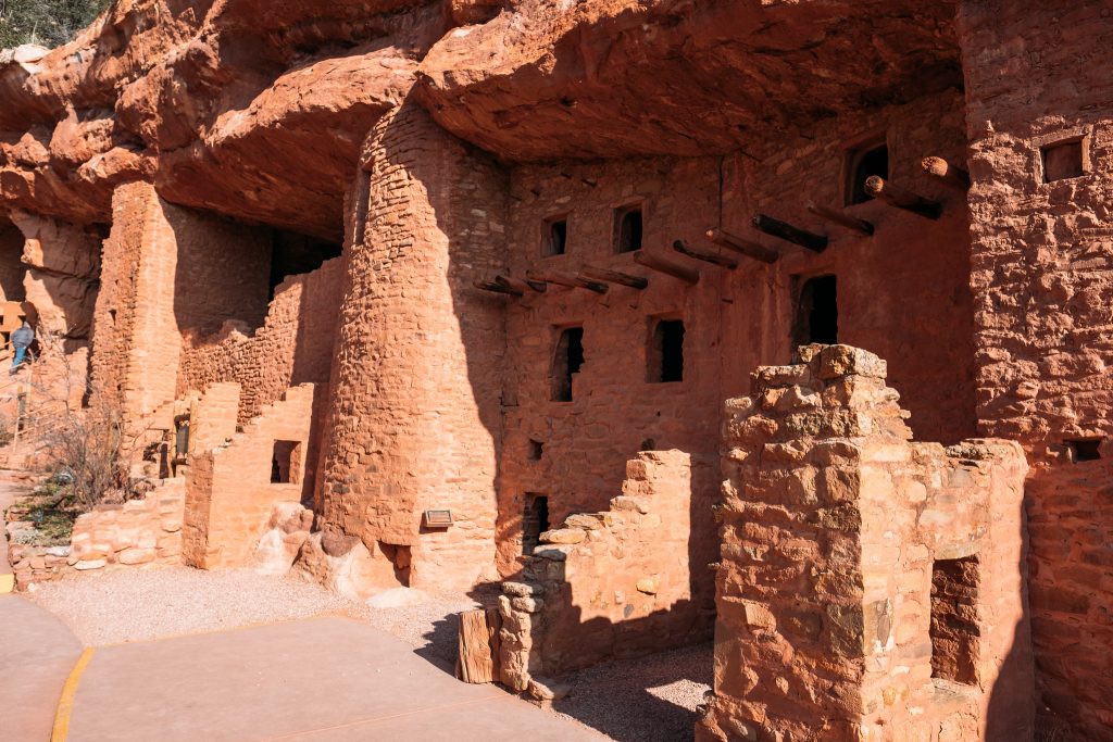 10 habitations troglodytiques incroyables habitations troglodytiques Manitou Cliff colorado habitations-troglodytiques-Manitou-Cliff-colorado