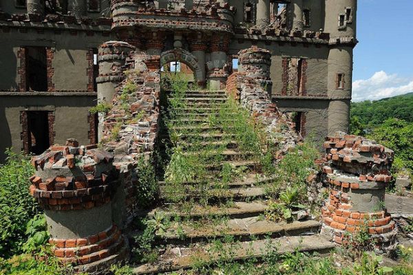 L'île arsenal de Francis Bannerman ile arsenal francis bannerman 3 ile-arsenal-francis-bannerman-3