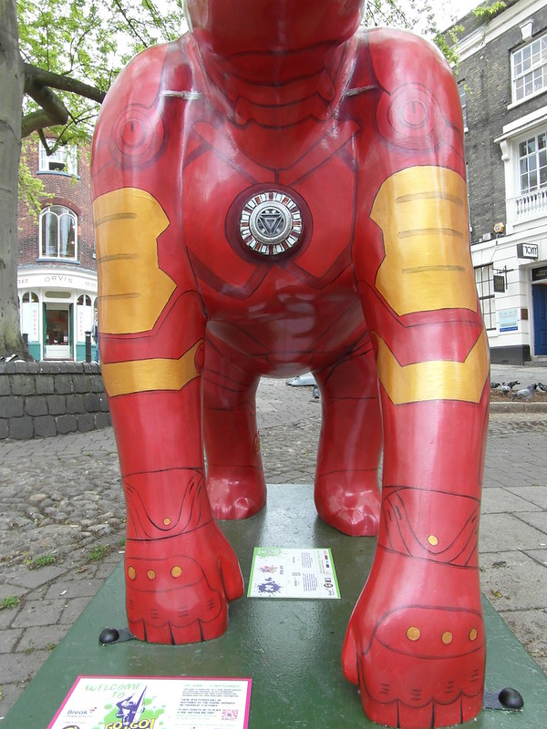 Une statue gorille Iron Man - Iron Gorilla statue gorille iron man iron gorilla 4 statue-gorille-iron-man-iron-gorilla-4