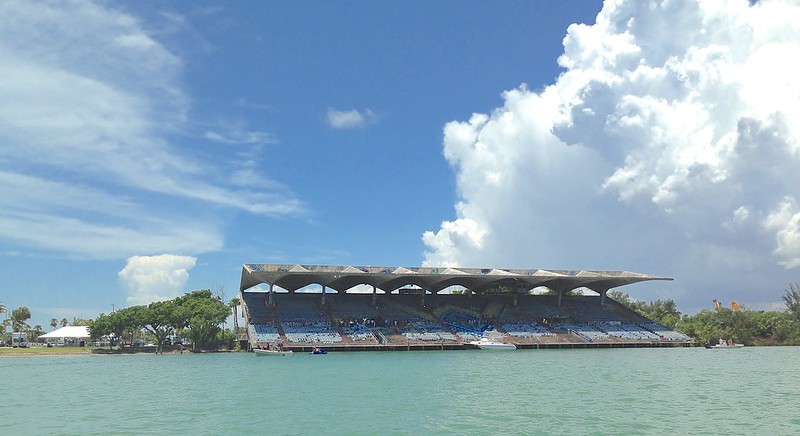 6 incroyables endroits abandonnés de Floride endroits abandonnes de floride marine stadium de miami 1 endroits-abandonnes-de-floride-marine-stadium-de-miami-1