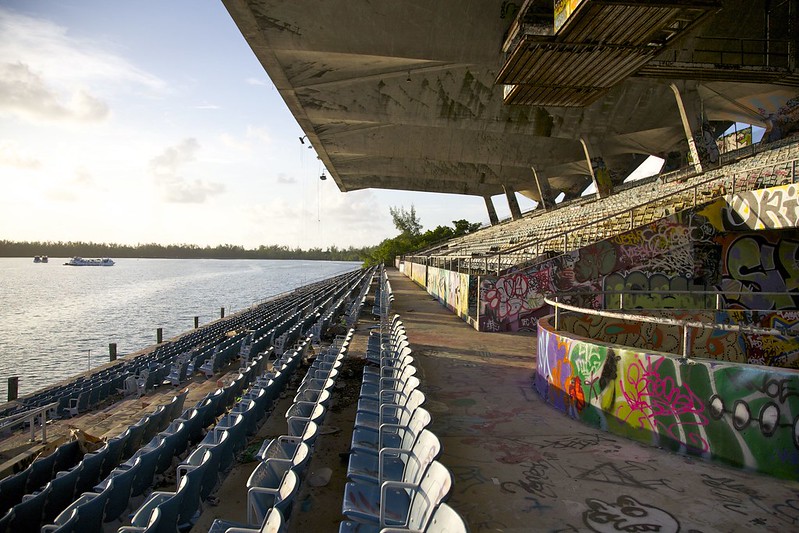 6 incroyables endroits abandonnés de Floride endroits abandonnes de floride marine stadium de miami 2 endroits-abandonnes-de-floride-marine-stadium-de-miami-2
