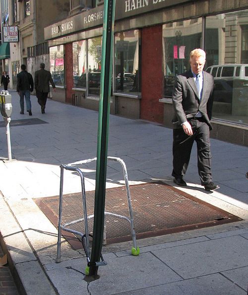 Street Art par Mark Jenkins street art par mark jenkins 4 street-art-par-mark-jenkins-4