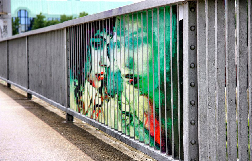 Zebrating : du street art sur des barreaux qui ne peut être vu que sous un certain angle street art sur des barreaux par zebrating 9 street-art-sur-des-barreaux-par-zebrating-9