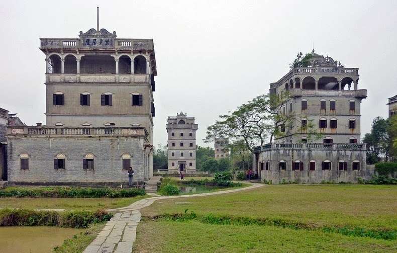 Les Diaolous, les tours de Kaiping les dialous les tours de kaiping 2 les-dialous-les-tours-de-kaiping-2