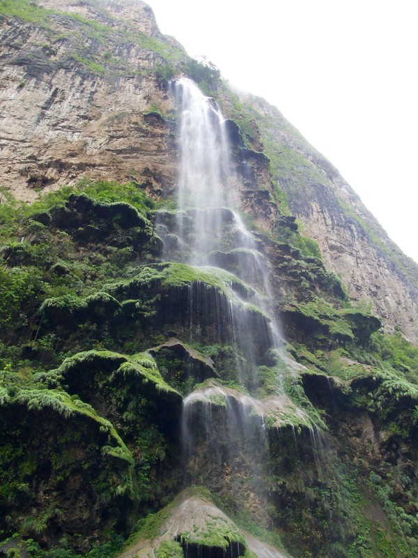 Arbol de Navidad - la cascade en forme de sapin de Noël Arbol de Navidad cascade en forme de sapin de noel 5 Arbol-de-Navidad-cascade-en-forme-de-sapin-de-noel-5