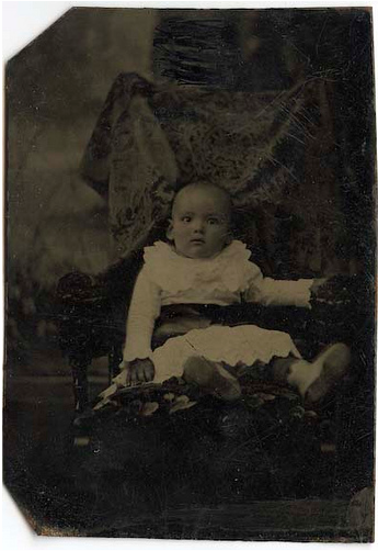 Les parents cachés dans des portraits d'enfants au 19eme siècle parents caches dans des portraits d enfants 19 parents-caches-dans-des-portraits-d-enfants-19