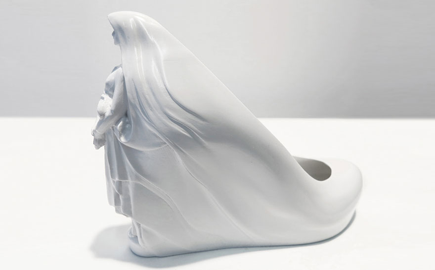 Sebastian Errazuriz crée une paire de chaussures pour chacune de ses 12 ex sebastian errazuriz 12 shoes for 12 lovers 17 sebastian-errazuriz-12-shoes-for-12-lovers-17