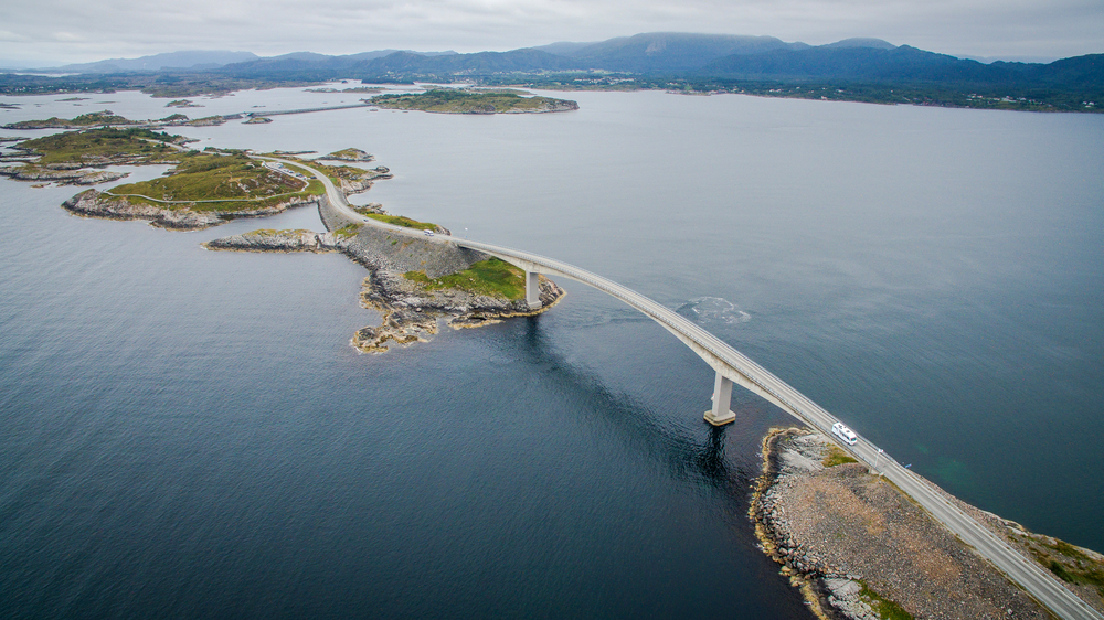 La route de l'Atlantique est une des plus belles routes du monde la route de l atlantiques norvege Atlanterhavsveien une des plus belles routes du monde 2 la-route-de-l-atlantiques-norvege-Atlanterhavsveien-une-des-plus-belles-routes-du-monde-2