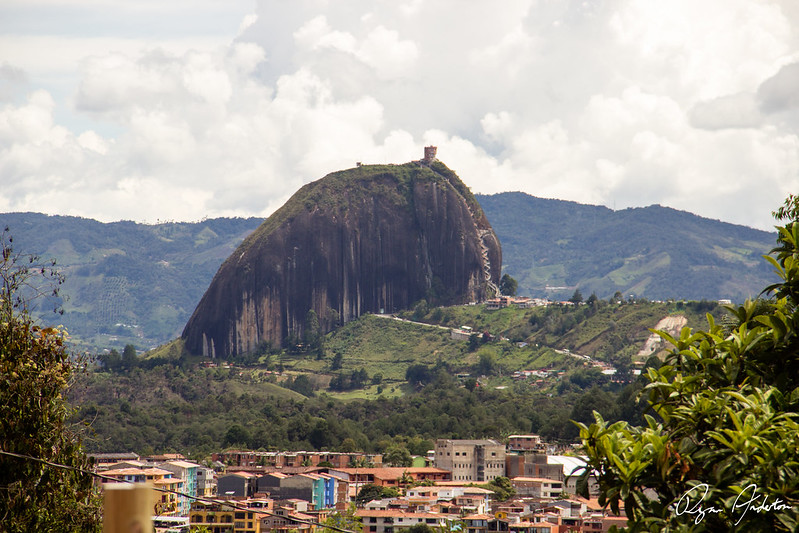 Le rocher de Guatapé le rocher de guatape 2 le-rocher-de-guatape-2