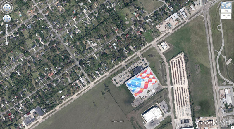 50 découvertes insolites sur google earth 50 decouvertes insolites drapeau americain 50-decouvertes-insolites-drapeau-americain