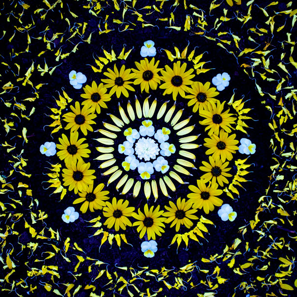 Les mandalas de fleurs de Kathy Klein danmalas mandalas de fleurs de kathy klein 21 danmalas-mandalas-de-fleurs-de-kathy-klein-21