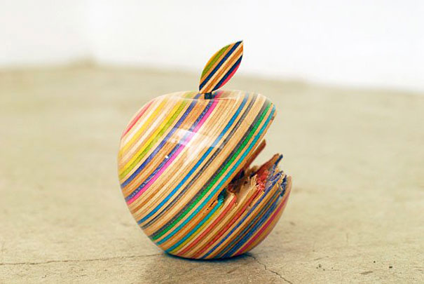 Sculptures de vieux skateboards par Haroshi sculptures de vieux skateboards par haroshi 16 sculptures-de-vieux-skateboards-par-haroshi-16