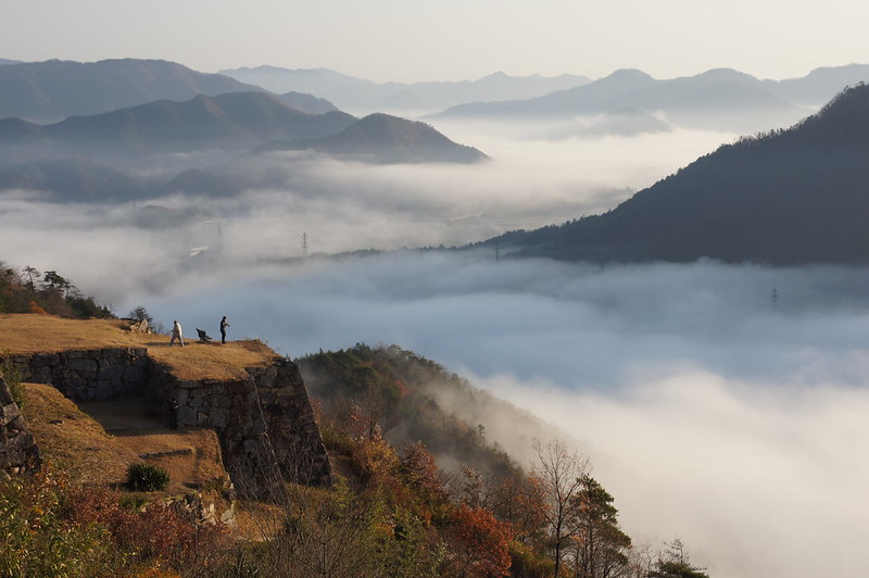 Le château Takeda au Japon, un château flottant dans les nuages chateau takeda japon chateau dans les nuages 3 chateau-takeda-japon-chateau-dans-les-nuages-3
