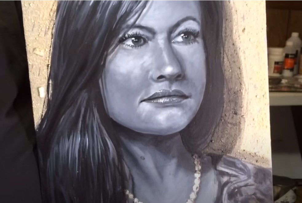 De la peinture à la cendre de défunts pour faire leurs portraits de la peinture a la cendre de defunts pour faire leurs portraits adam-brown-de-la-peinture-a-la-cendre-de-defunts-pour-faire-leurs-portraits