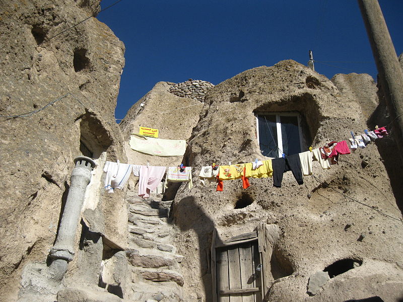 Les grottes maisons de Kandovan habitations troglodytiques grottes maisons kandovan village iran 12 habitations-troglodytiques-grottes-maisons-kandovan-village-iran-12