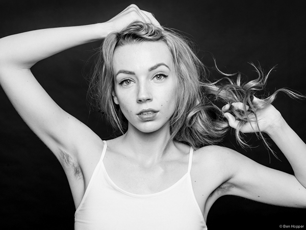 Natural Beauty - portraits de femmes aux aisselles poilues portraits de femmes aux aisselles poilues poils sous les bras 9 portraits-de-femmes-aux-aisselles-poilues-poils-sous-les-bras-9