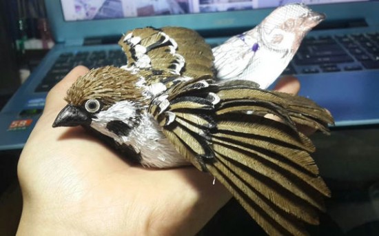 Iron Man en carton et autres sculptures par Zhongkai Xiang sculptures en carton par zhongkai xiang oiseau sculptures-en-carton-par-zhongkai-xiang-oiseau