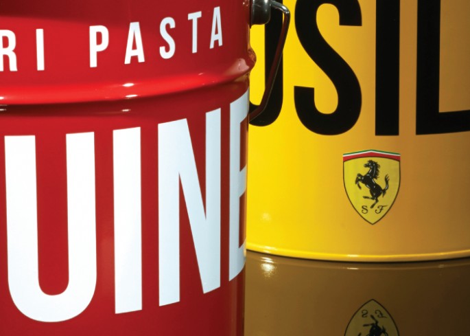 Des aliments par des marques de luxe aliments par des marques de luxe lait pates ferrari 2 aliments-par-des-marques-de-luxe-lait-pates-ferrari-2