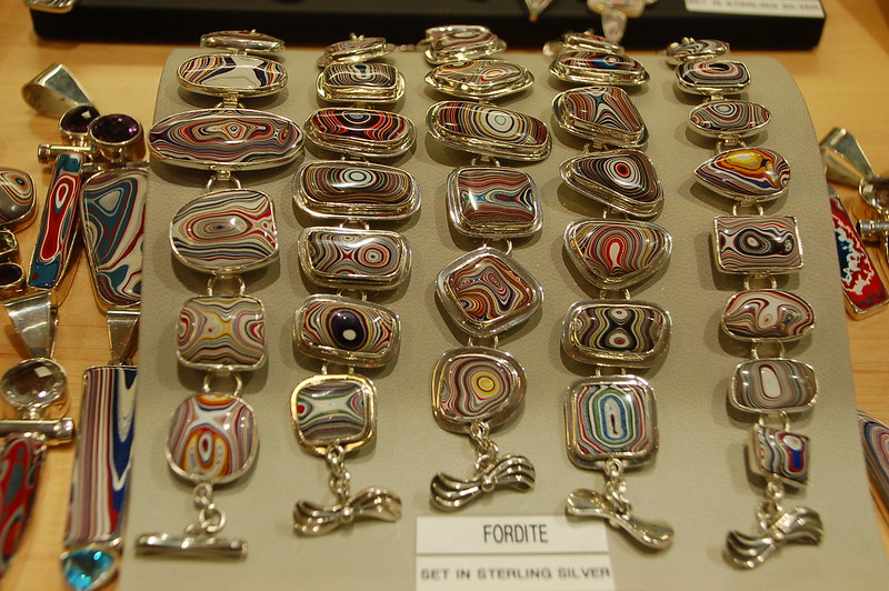 La Fordite - des pierres en couches de peinture fordite agate de detroit recyclage de pierres en couches de peintures 13 fordite-agate-de-detroit-recyclage-de-pierres-en-couches-de-peintures-13