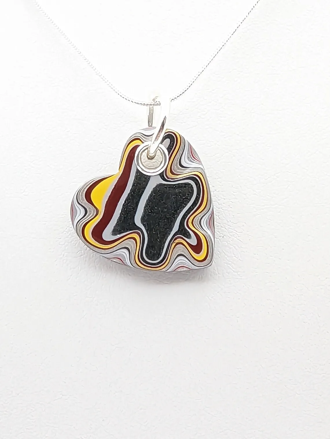 La Fordite - des pierres en couches de peinture fordite agate de detroit recyclage de pierres en couches de peintures 25 fordite-agate-de-detroit-recyclage-de-pierres-en-couches-de-peintures-2