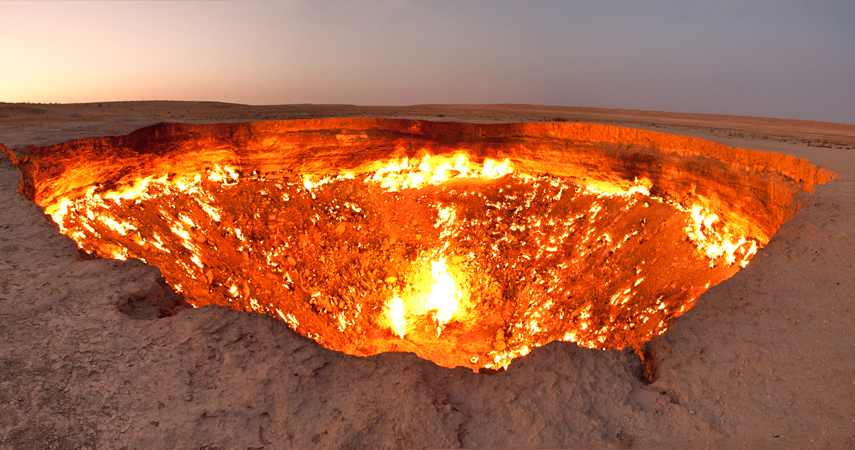 16 paysages bizarres surréalistes et pourtant réels la porte de l enfer derweze turkmenistan la-porte-de-l-enfer-derweze-turkmenistan