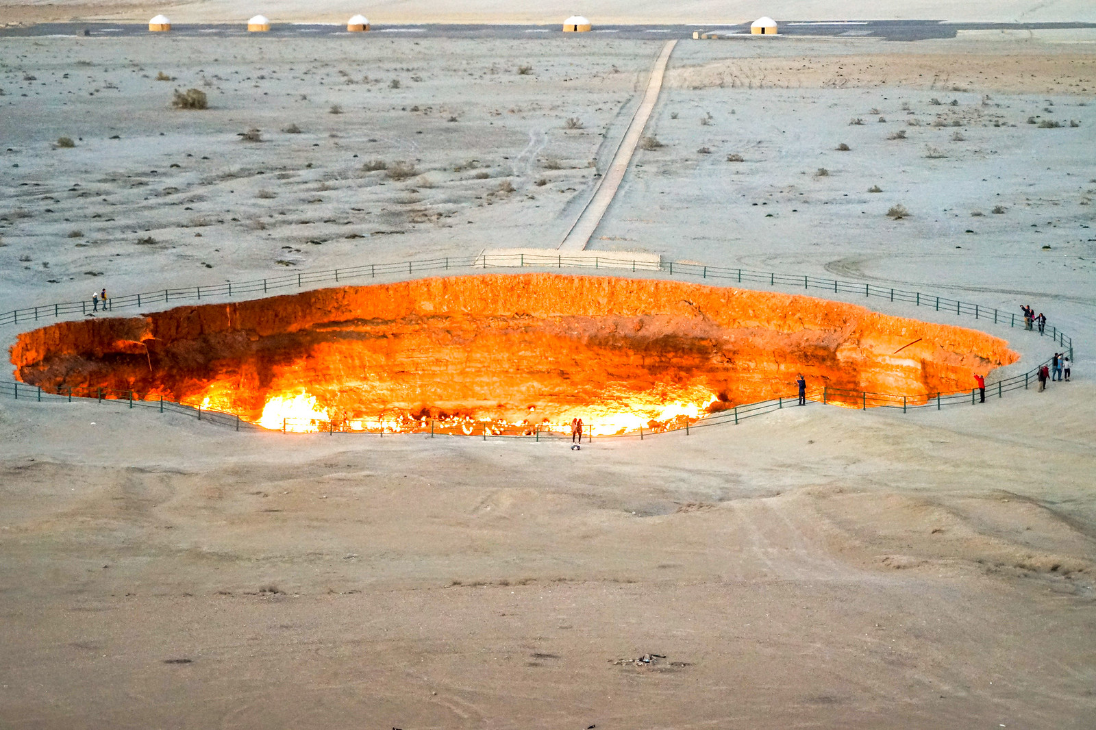 le cratere de darvaza porte de l enfer 3 le cratere de darvaza porte de l enfer 3
