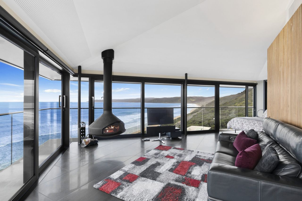 Pole House une maison flottant sur la falaise Pole House maison flottant sur la falaise australie 3 Pole-House-maison-flottant-sur-la-falaise-australie-3