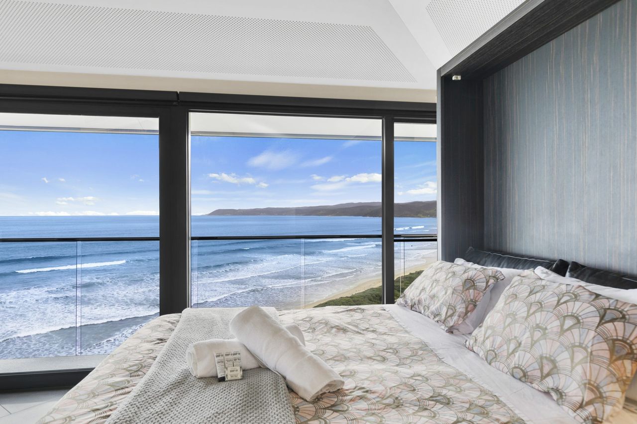 Pole House une maison flottant sur la falaise Pole House maison flottant sur la falaise australie 8 Pole-House-maison-flottant-sur-la-falaise-australie-8