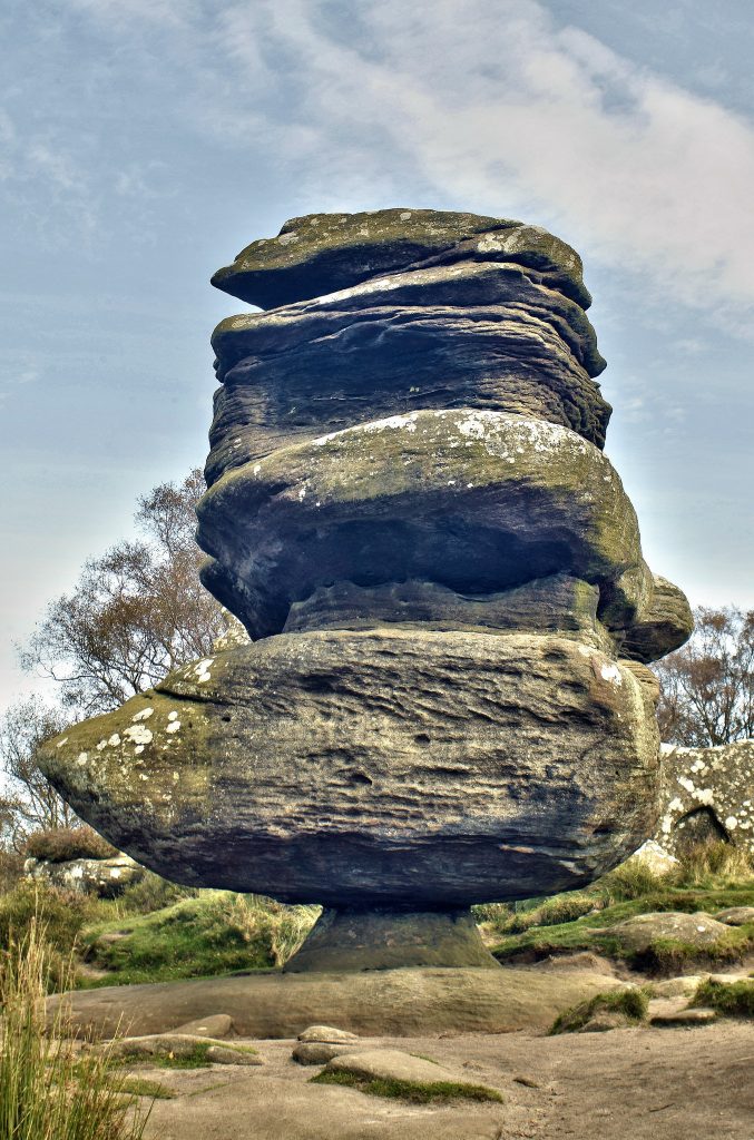 Idol Rock - énorme rocher naturellement en équilibre idol rock rocher de brimham moor 4 2 idol-rock-rocher-de-brimham-moor-4