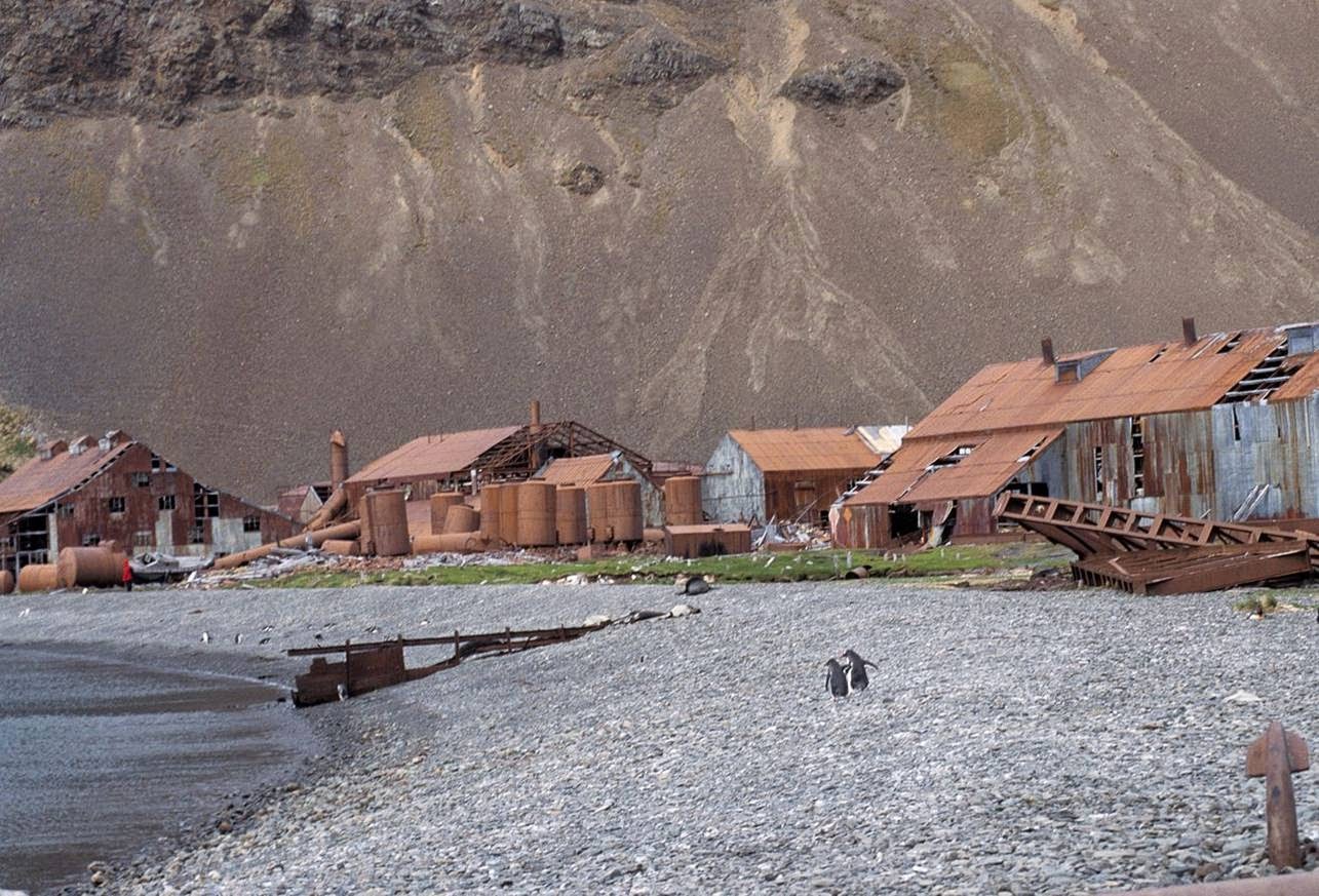 Stromness, station baleinière abandonnée stromness station baleiniere abandonnee de georgie du sud 13 stromness-station-baleiniere-abandonnee-de-georgie-du-sud-13