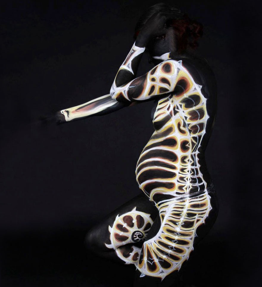 Les body-painting d'organes et d'animaux de Gesine Marwedel body painting organes animaux gesine marwedel 6 body-painting-organes-animaux-gesine-marwedel-6