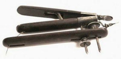 Quelques instruments chirurgicaux vintage instruments chirurgicaux vintage outil a hernie instruments-chirurgicaux-vintage-outil-a-hernie