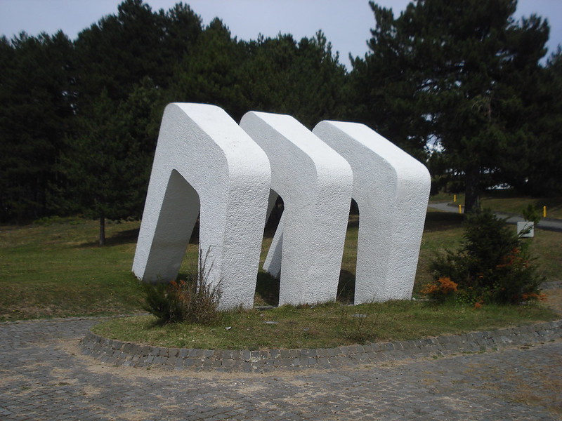 Le Makedonium de la République de Kruševo makedonium monument republique de krusevo 13 makedonium-monument-republique-de-krusevo-13