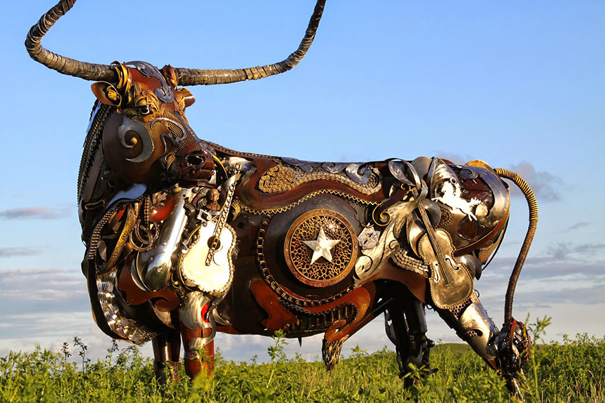 Le recyclage de machines agricoles en sculptures recyclage de machines agricoles en sculptures john lopez 6 recyclage-de-machines-agricoles-en-sculptures-john-lopez-6