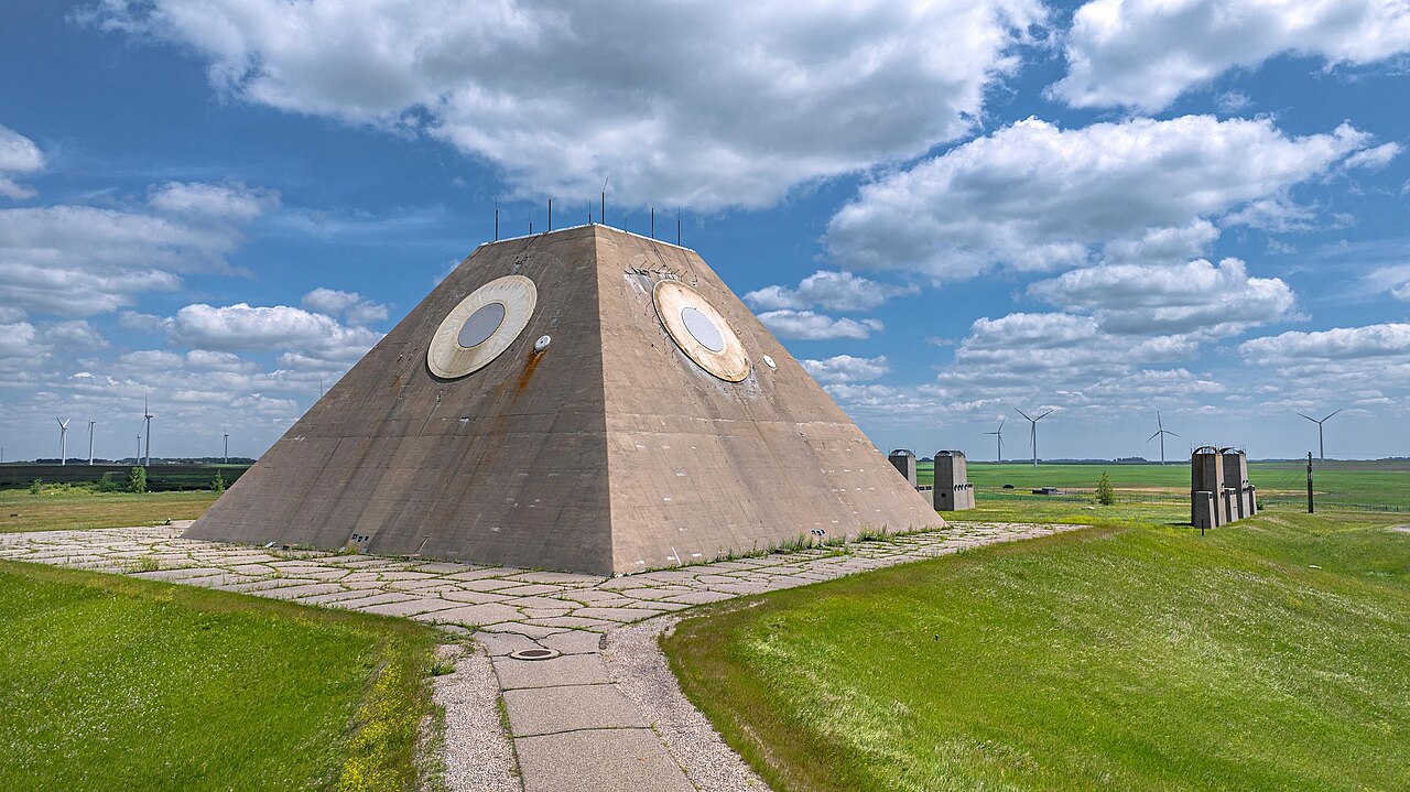 Pyramide radar du Stanley R. Mickelsen Safeguard Complex dans le Dakota du Nord en 2025 Pyramide radar du Stanley R. Mickelsen Safeguard Complex dans le Dakota du Nord en 2025