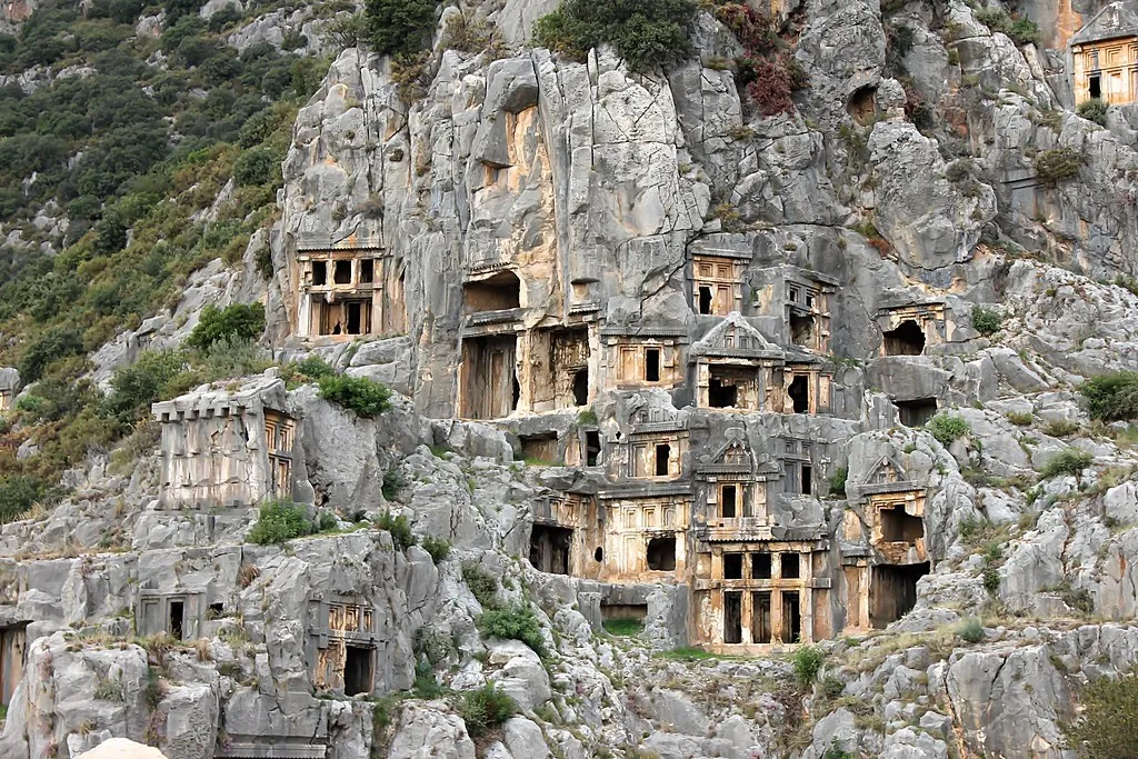 39 endroits à visiter avant de mourir endroits a visiter avant de mourir tombes de myre turquie endroits-a-visiter-avant-de-mourir-tombes-de-myre-turquie