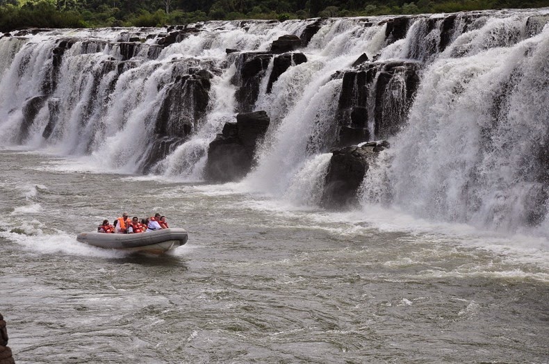 Saltos de Mocona - des stupéfiantes chutes parallèles à la rivière saltos de mocona chutes paralleles a la riviere 5 saltos-de-mocona-chutes-paralleles-a-la-riviere-5