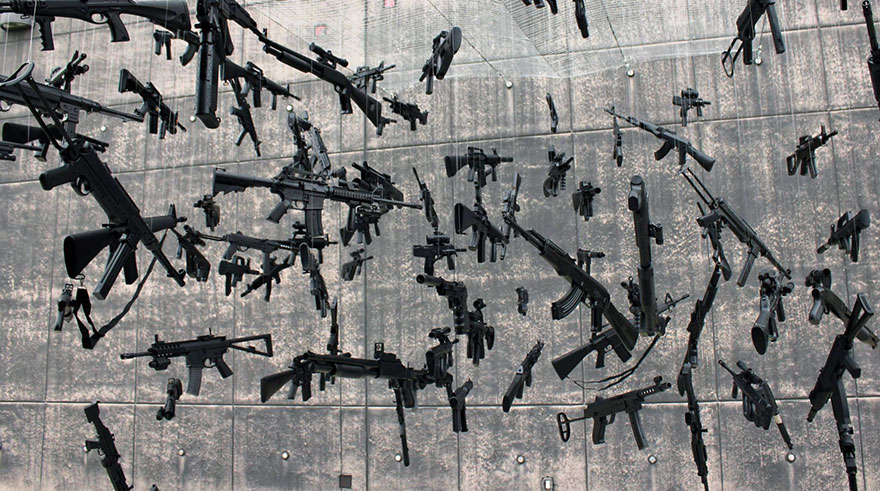 Une carte des USA avec 150 fusils gun country carte des usa avec 150 fusils 3 gun-country-carte-des-usa-avec-150-fusils-3