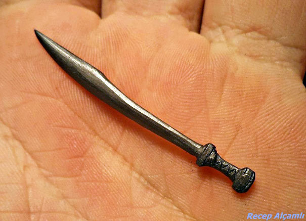 Les sculptures de mines de crayons de Recep Alçamlı sculptures de mines de crayons par recep alcamli 13 sculptures-de-mines-de-crayons-par-recep-alcamli-13