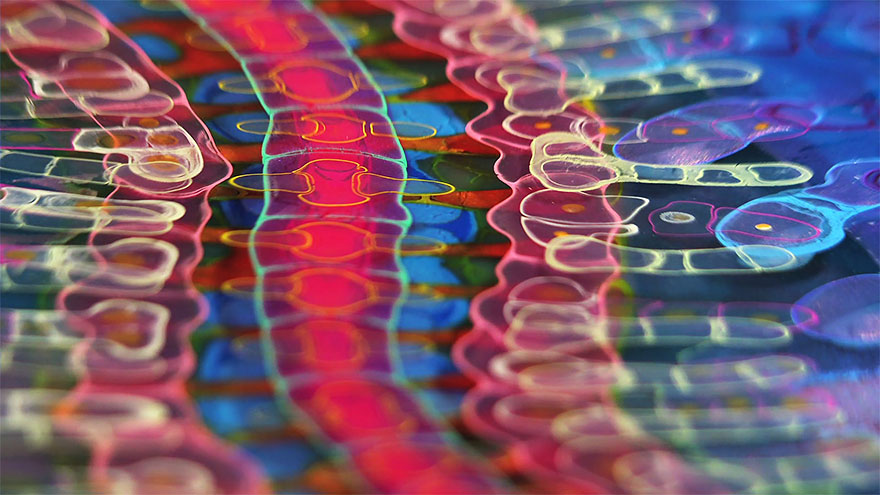 Les créations psychédéliques en peinture et résine de Bruce Riley art psychedelique en peinture et resine par bruce riley 7 art-psychedelique-en-peinture-et-resine-par-bruce-riley-7